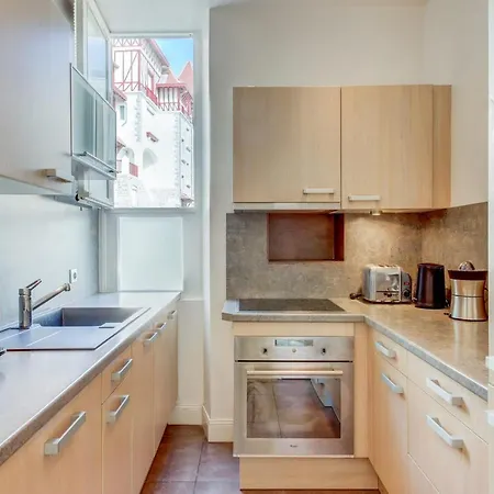 Apartment Wonderful Facing The Ocean - - Welkeys